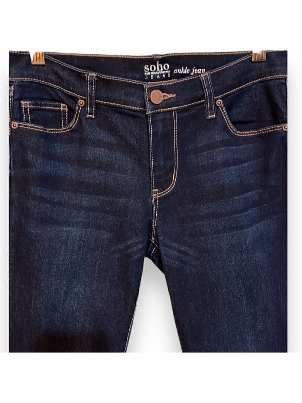 Soho Ankle Jeans. Women’s Size 4. Dark Wash. Cropped Ankle. - Picture 4 of 6